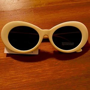 Vintage style sunglasses
